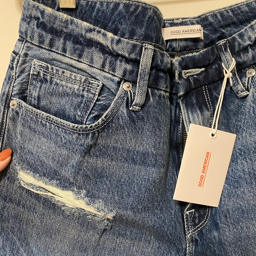 NWT Good American Good Vintage High Rise Distressed Jeans